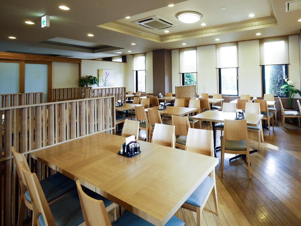 Hotel Route-Inn Yonezawa Ekihigashi Εξωτερικό φωτογραφία